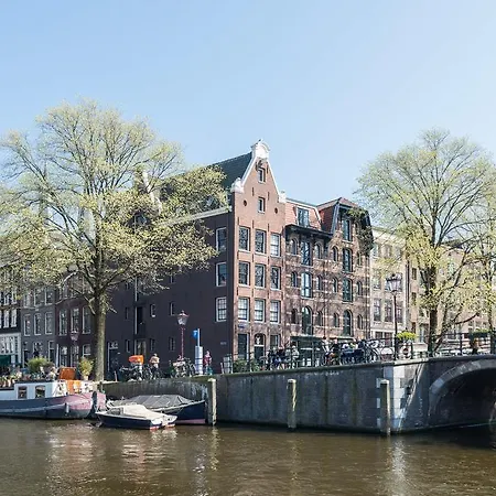 Canal View * Amsterdam